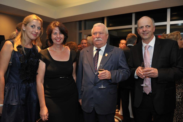 Sunreef-EwaStarchuska-CecileGauert-LechWalesa-FrancisLapp Sunreef-EwaStarchuska-CecileGauert-LechWalesa-FrancisLapp