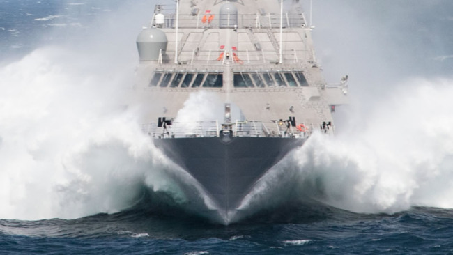 lcs-uss-milwaukee-front-bow-waves-us-navy-photo-cropped-09182015