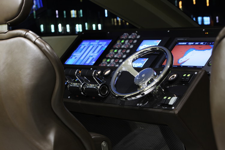 OTAM_80_18OTT2011_0733 Otam 80 Millennium HT helm console