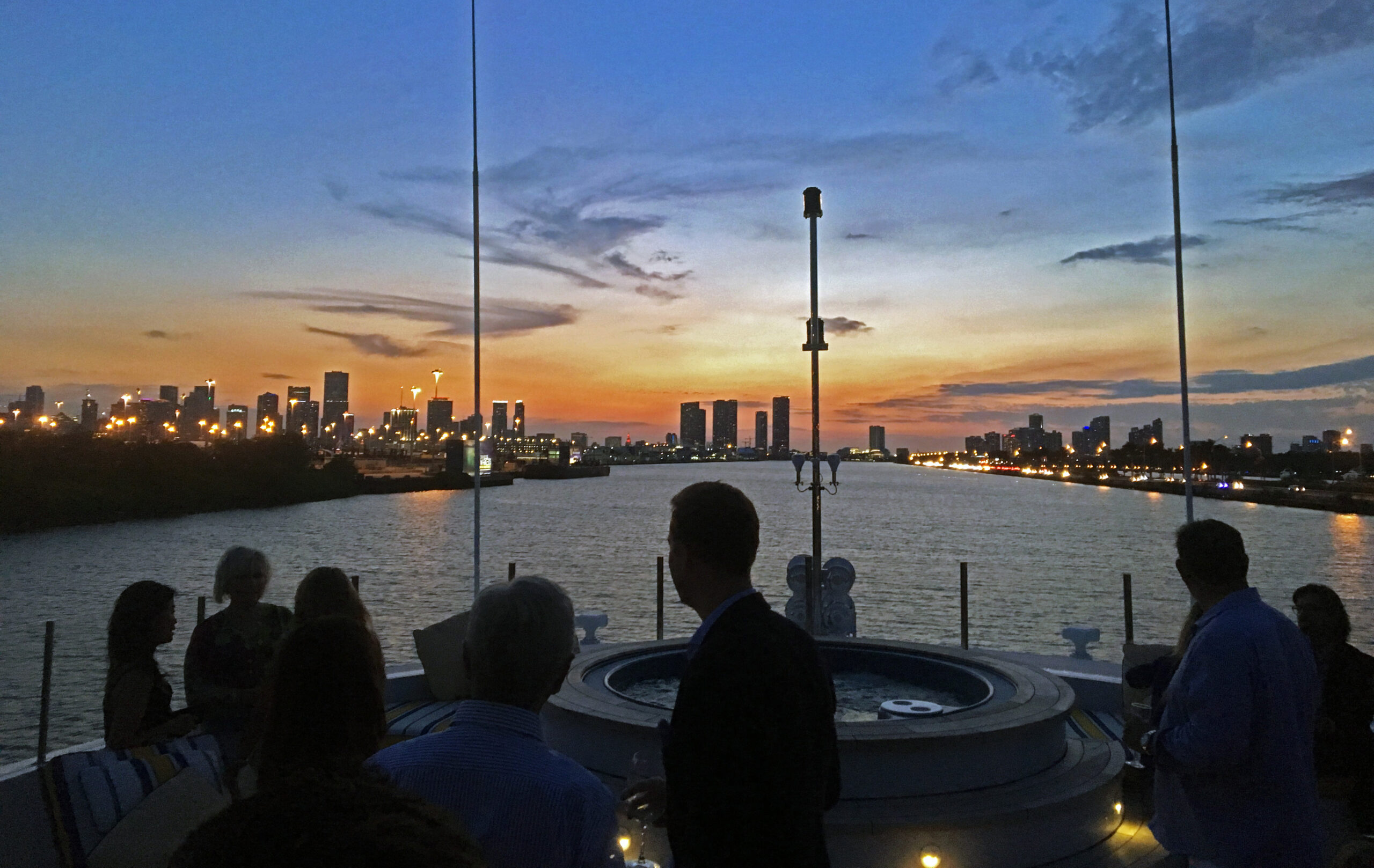 IMG_5187h Guests were treated to a spectacular sunset behind a glowing Miami skyline.