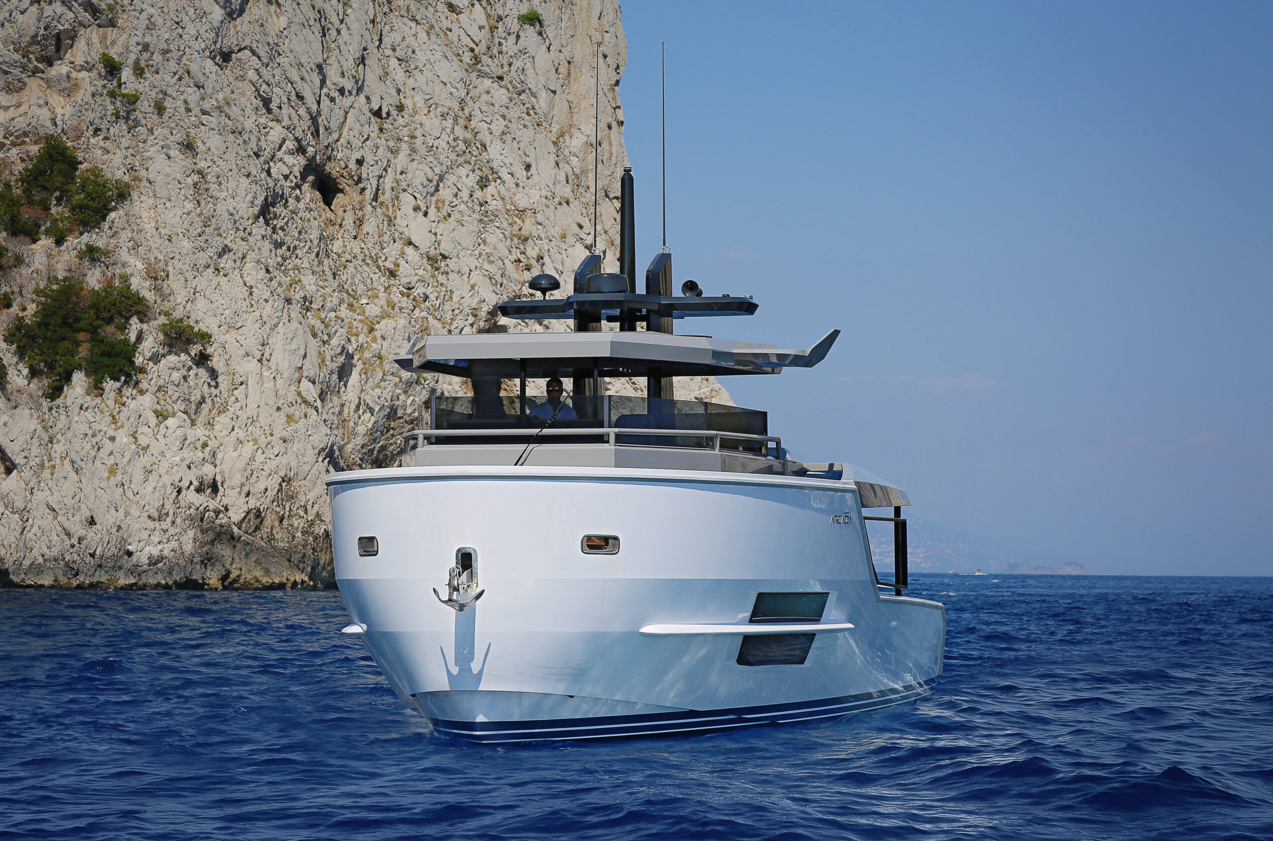 Arcadia Sherpa Within its 55-foot (16.8-meter) LOA is a 441-square-foot cockpit. Volvo Penta IPS 600s yield 25 knots at the top end and a 20-knot cruising speed, while her 12-knot displacement speed sips just 11 gallons per hour.