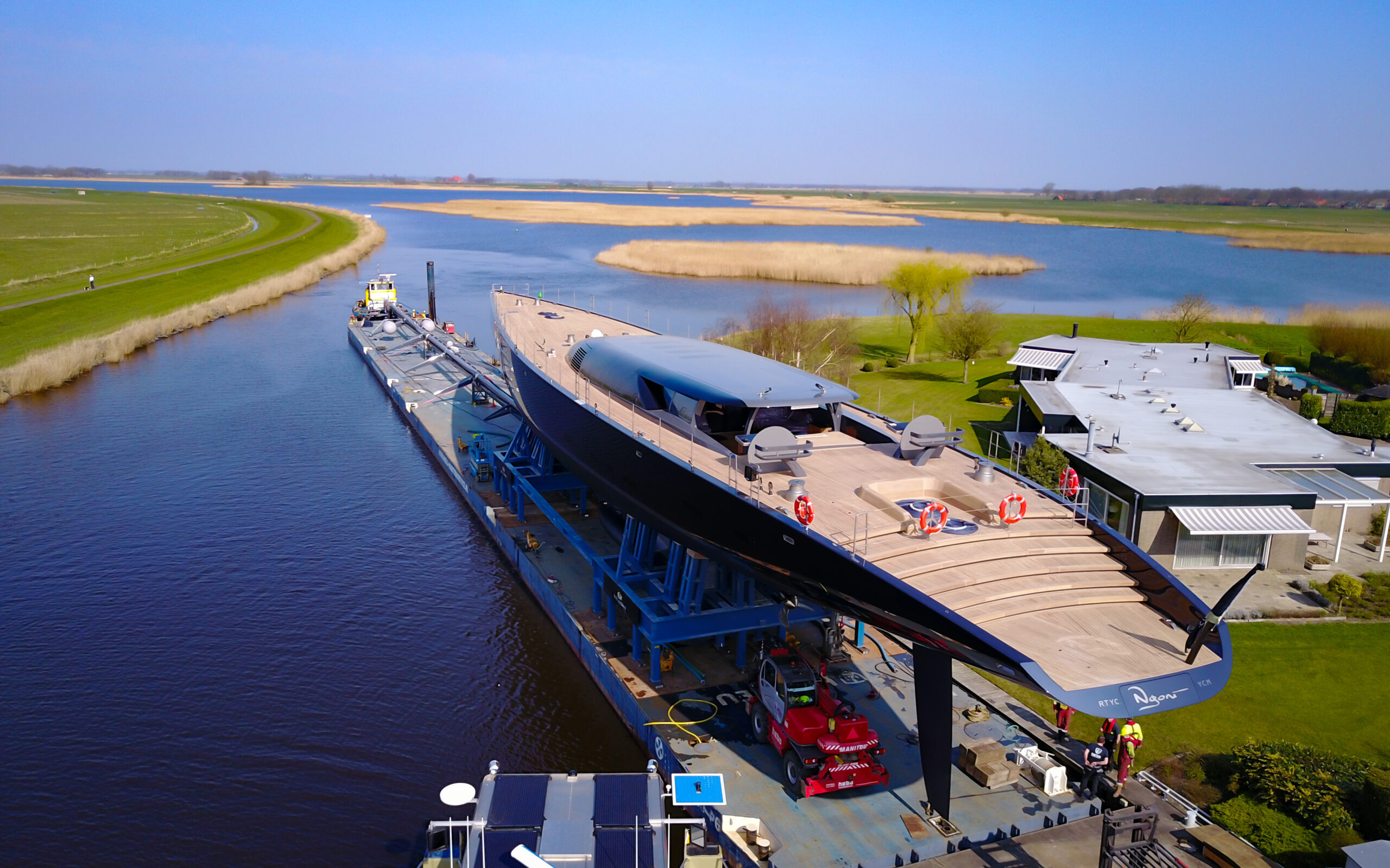RH398-NGONI-IMGw2_byRoyalHuisman RH398-NGONI-IMGw2_byRoyalHuisman