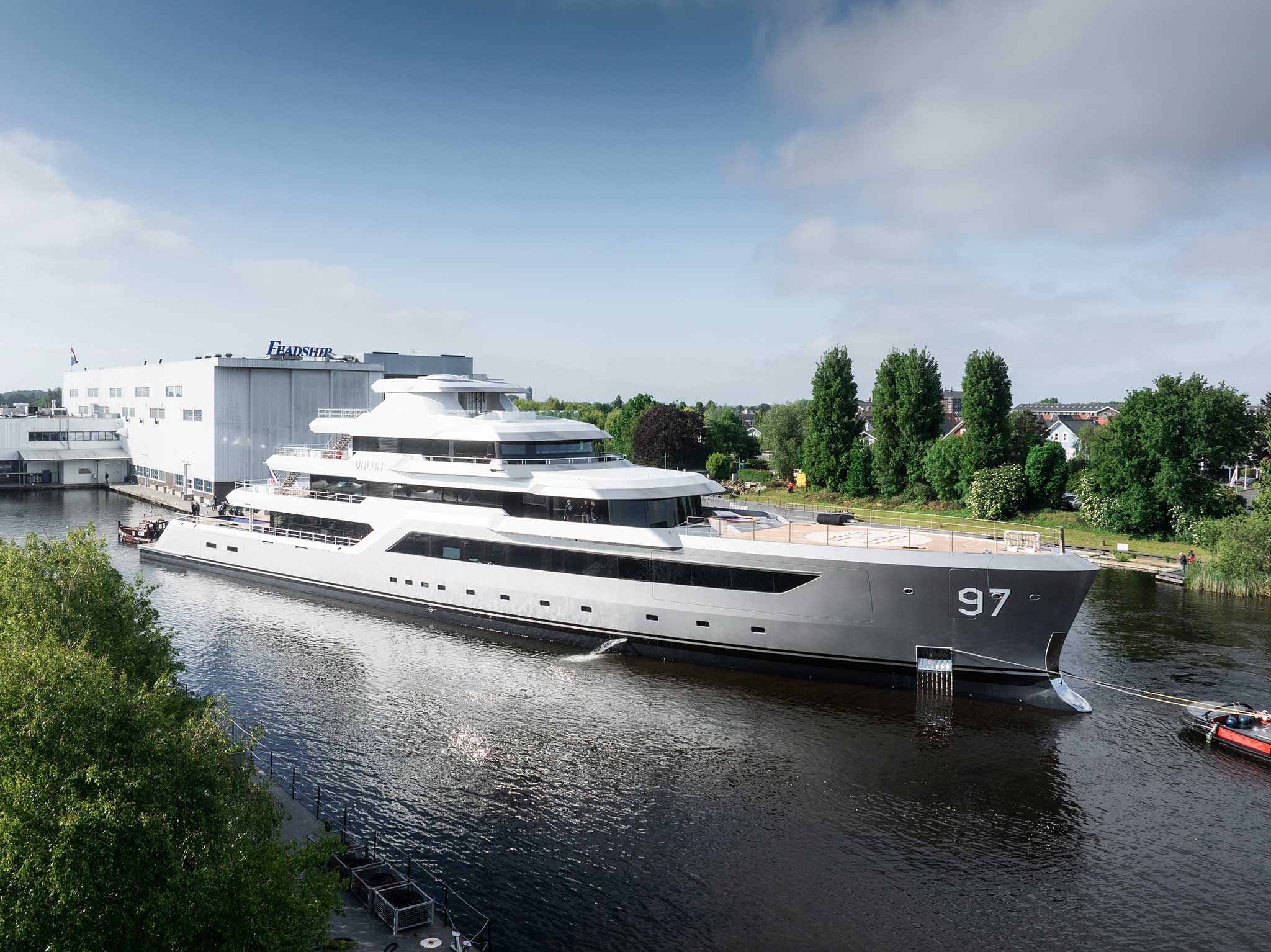 Project-715-Valor-launched-@copyright-Feadship-18 Courtesy of Feadship