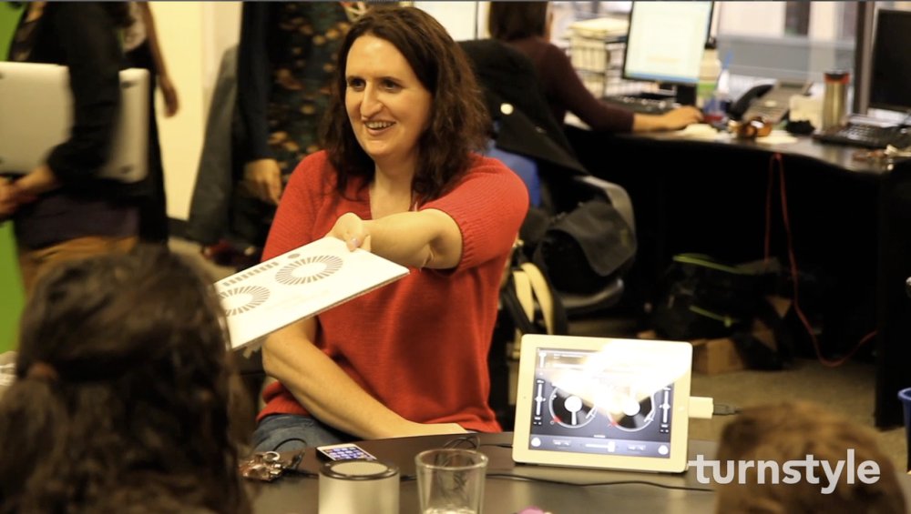 Digital DJing Looks Good On Paper – And It Works