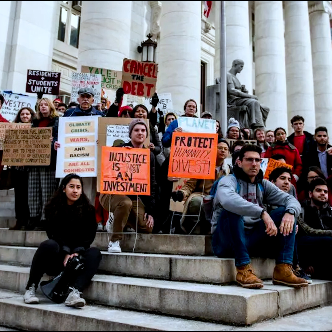 Harvard Students Walk Out Of Class Taught By Teacher Accused of Abuse