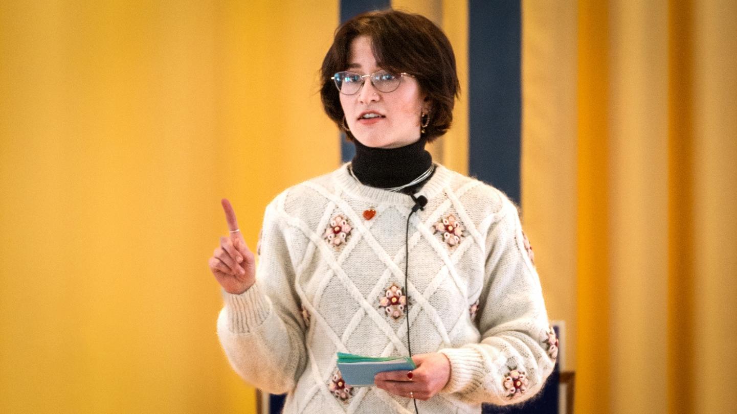 Four Awarded Prizes in Public Speaking Competition News Hamilton College