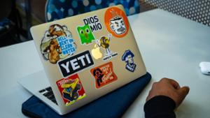 Dru Sundaram &lsquo;28 laptop stickers