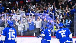 NCAA final game - students cheering