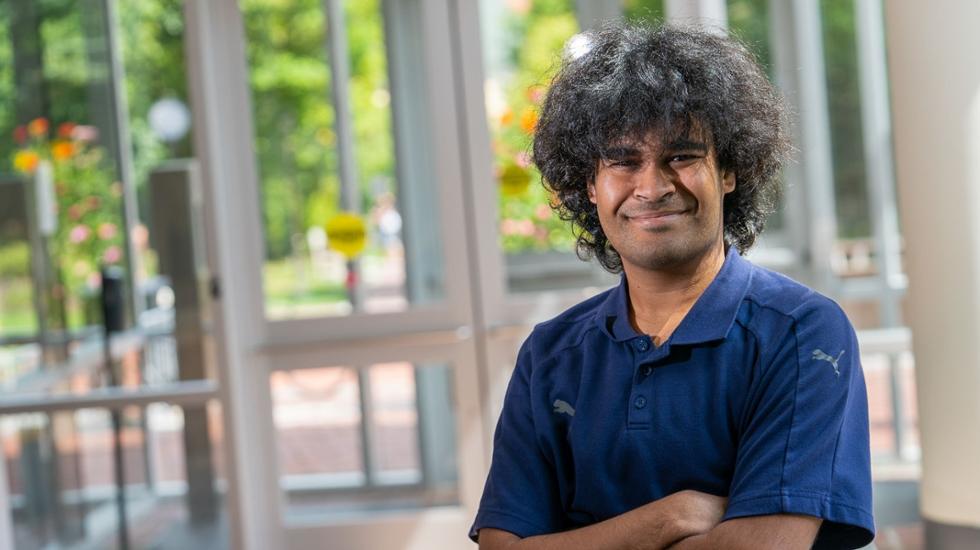 Evan Fernando ’29