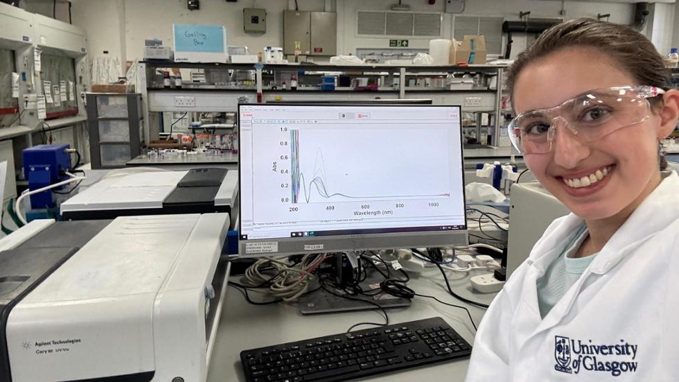 Rachel Alpert '27, conducted research this summer at a materials chemistry lab at the University of Glasgow. 