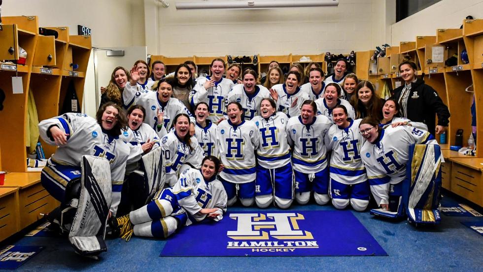 Women's Hockey Wins NCAA Debut in Soldout Russell Sage Rink News