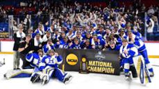 Men's Hockey Team celebrates NCAA win