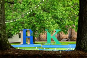 Reunions 2025: Giant H and K letters