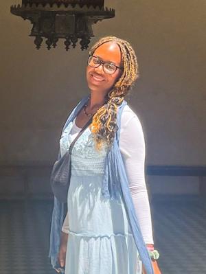 Briana Martin ’28, FYE leader