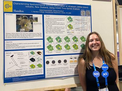 Stella Essenmacher ’25 