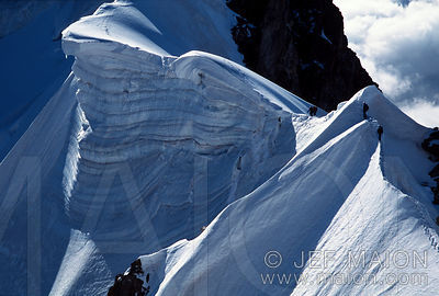 Mountain climbers on the Rochefort Arêtes