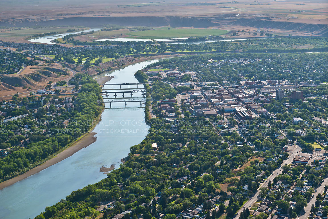 Super 8 Medicine Hat Medicine Hat Canada Aerial Photo | Medicine Hat, Alberta