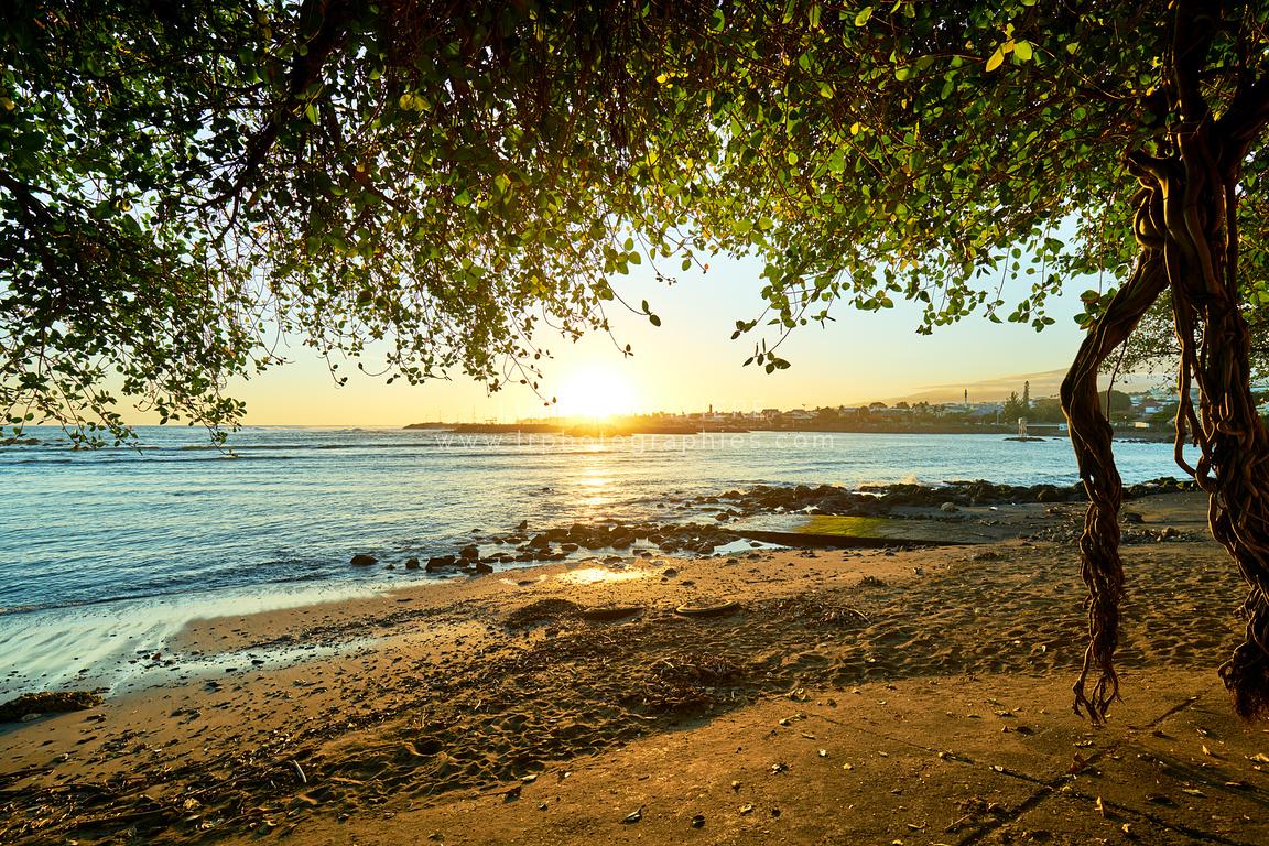 Photo Apprécier le coucher de soleil à saintpierre (Terre Sainte