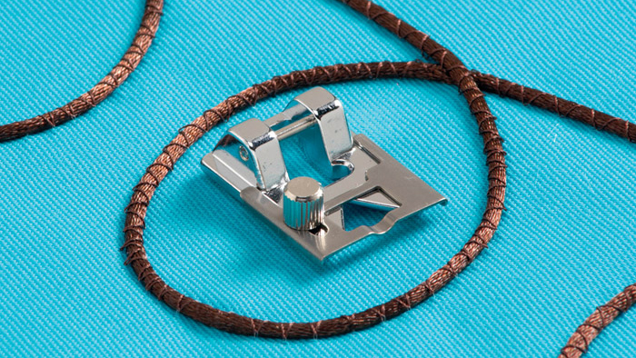 Braiding Foot - Adjustable