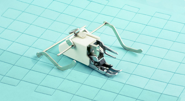 Walking Foot with two guides