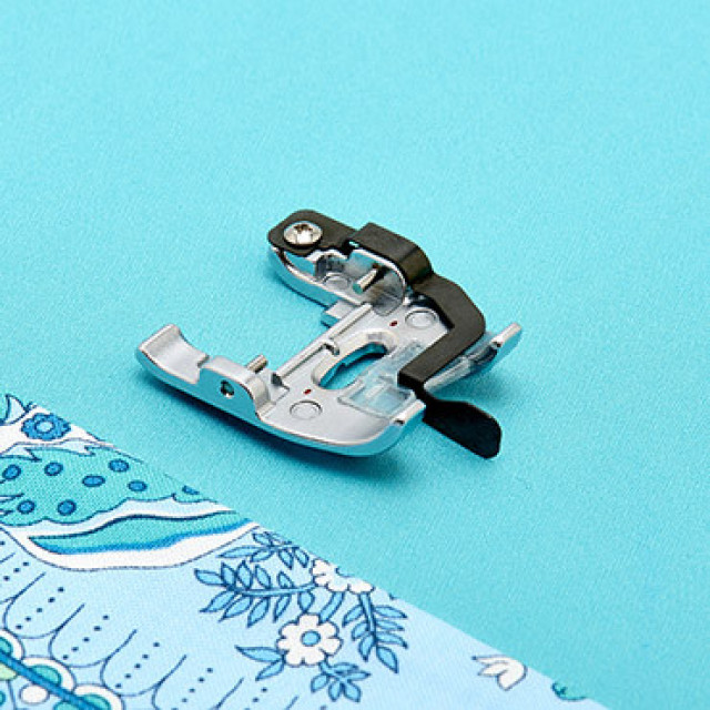 Stitch-in-the-Ditch Sole for the Digital Dual-Feed Foot