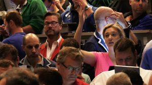 Traders in the Chicago Board Options Exchange's SPX pit. (Shen Lu/MEDILL)