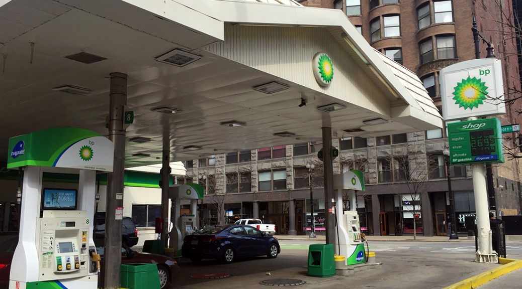 Retail sales sag for second straight month Medill Reports Chicago