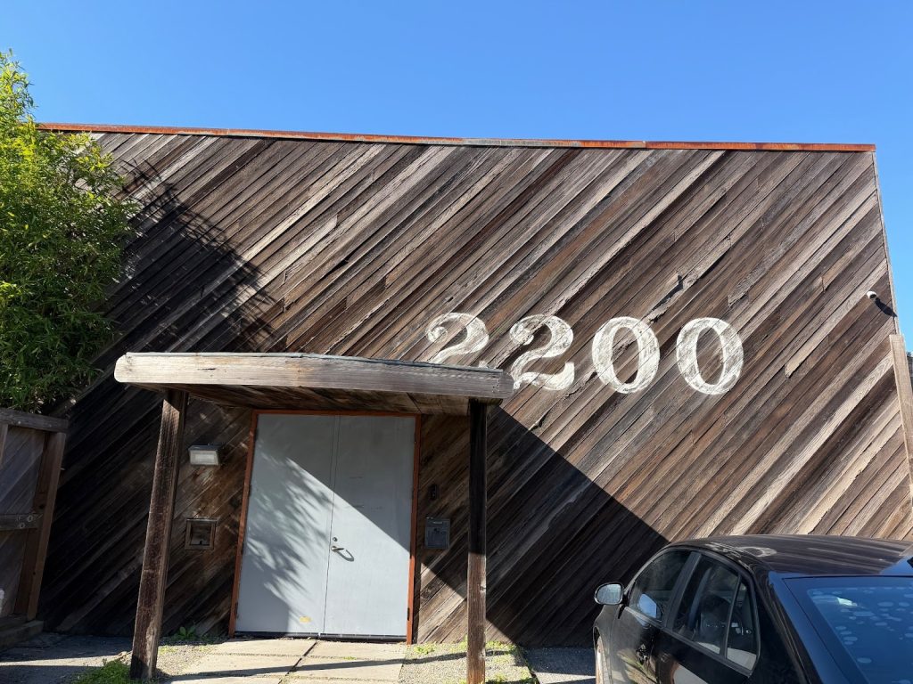 2200 Studios building exterior