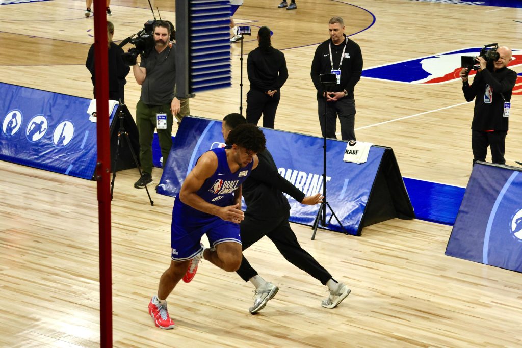 Η προοπτική του NBA Draft Combine τρέχει στο γήπεδο