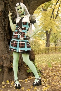 Frankie Stein Monster High Cosplay By Taiyo4everalone Cosplay Com