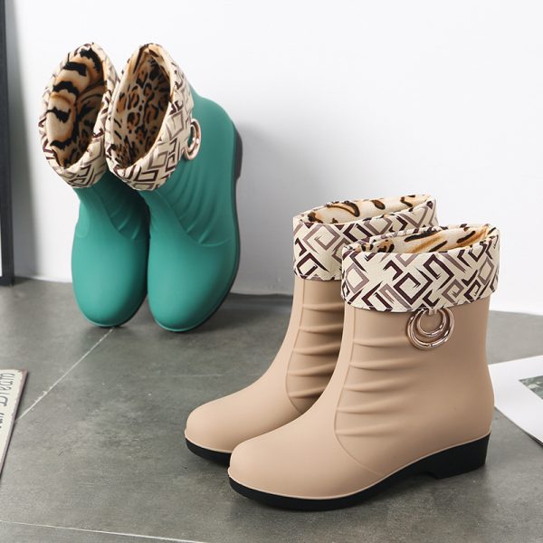 Women's Middle Tube Non-slip Warm With Velvet Rain Boots - Image 3