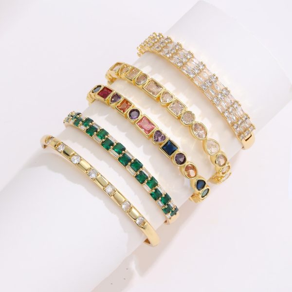 Retro Color Zirconium Ladies' Bracelet - Image 9