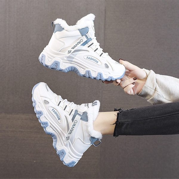 Fashion Black White Lace-up Sneakers Winter Warm All-match Plush Shoes Women Plus Velvet Fleece Flat High-top Sports Shoes - Image 3