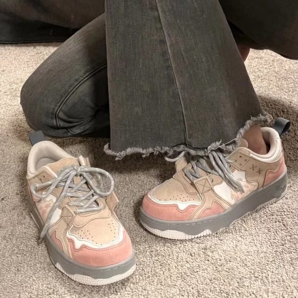 Retro Student Sneakers For Women - Image 4