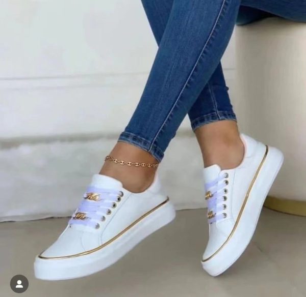 Women's Platform Chain Sports Style Low-top Shoes - Image 3