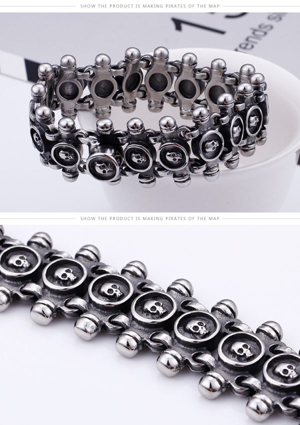Domineering Men's Titanium Steel Skull Bracelet - Image 2