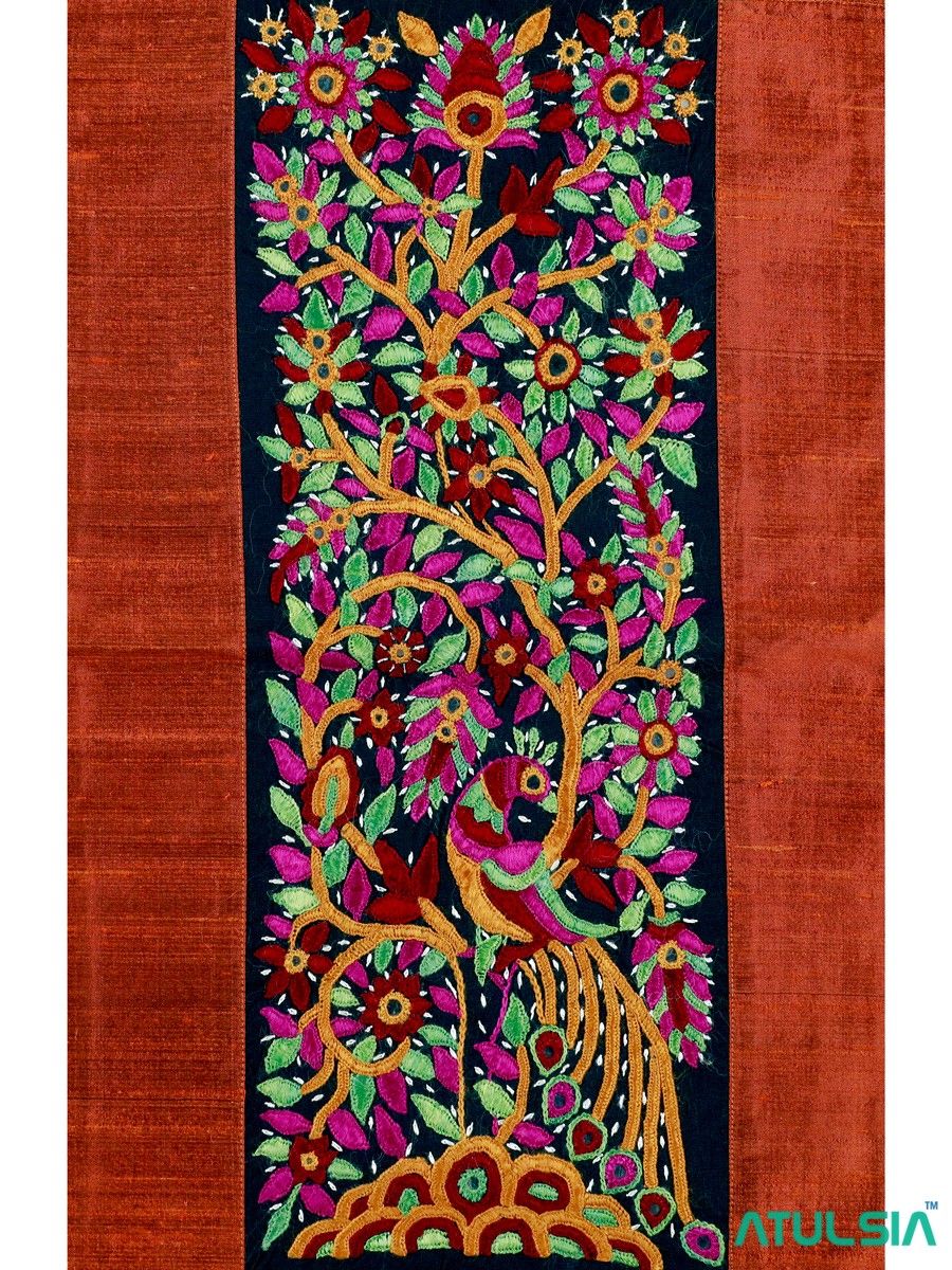 小物入れ SHRUJAN Raw Silk Wall Hanging Shrujan – Kutch Craft
