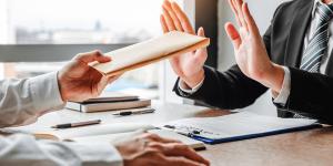 Handling Objections Handling Objections