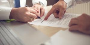 The Top Three Considerations When Choosing Your Startup’s Business Structure signing contract