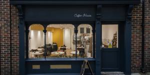 How To Name Your Business: 12 Business Naming Tips small-business-naming-tips