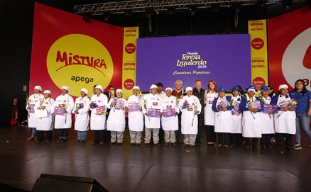 Las ganadoras del concurso Teresa Izquierdo