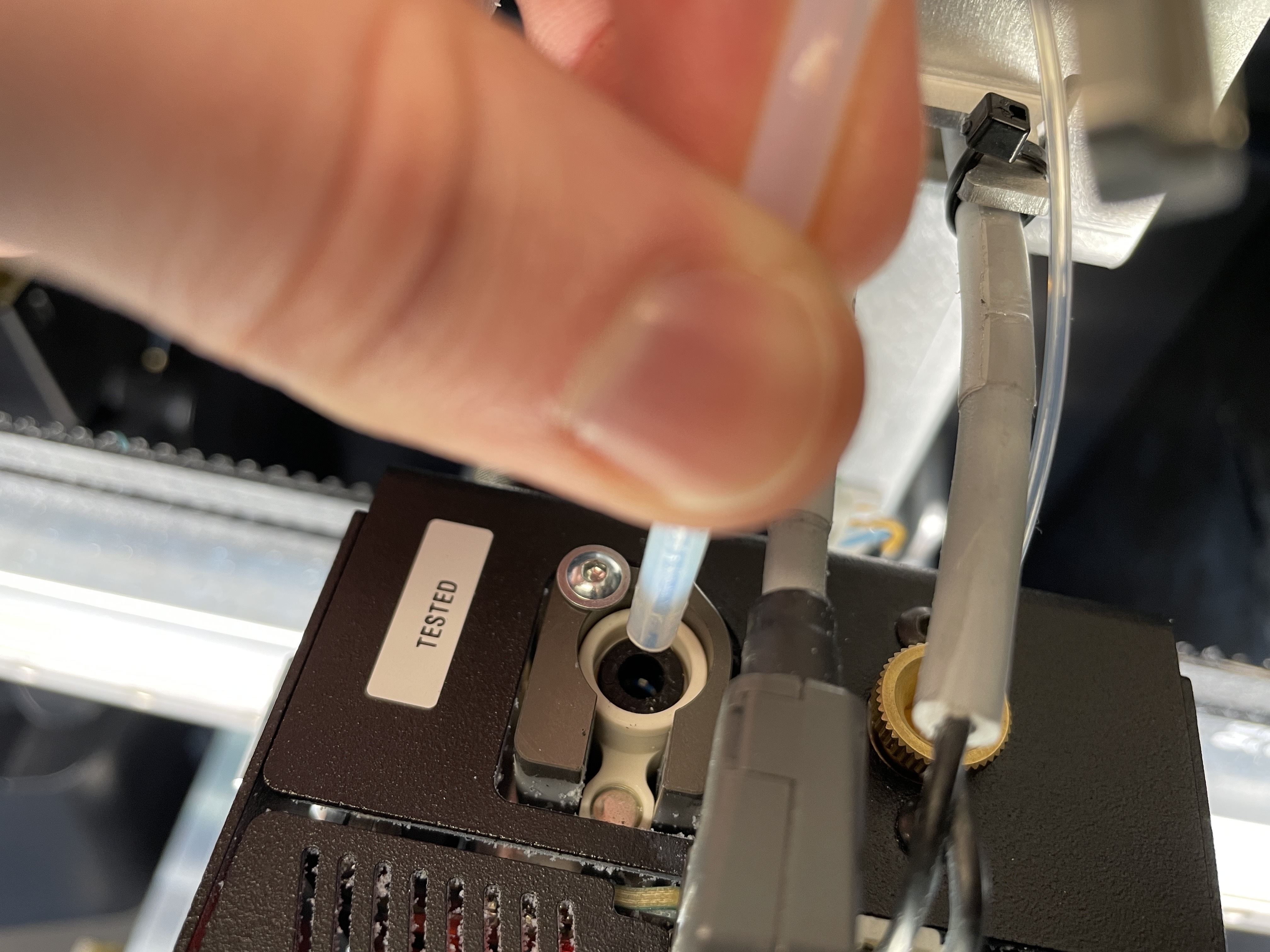 Replacing Composite Material Tubes (FX10)