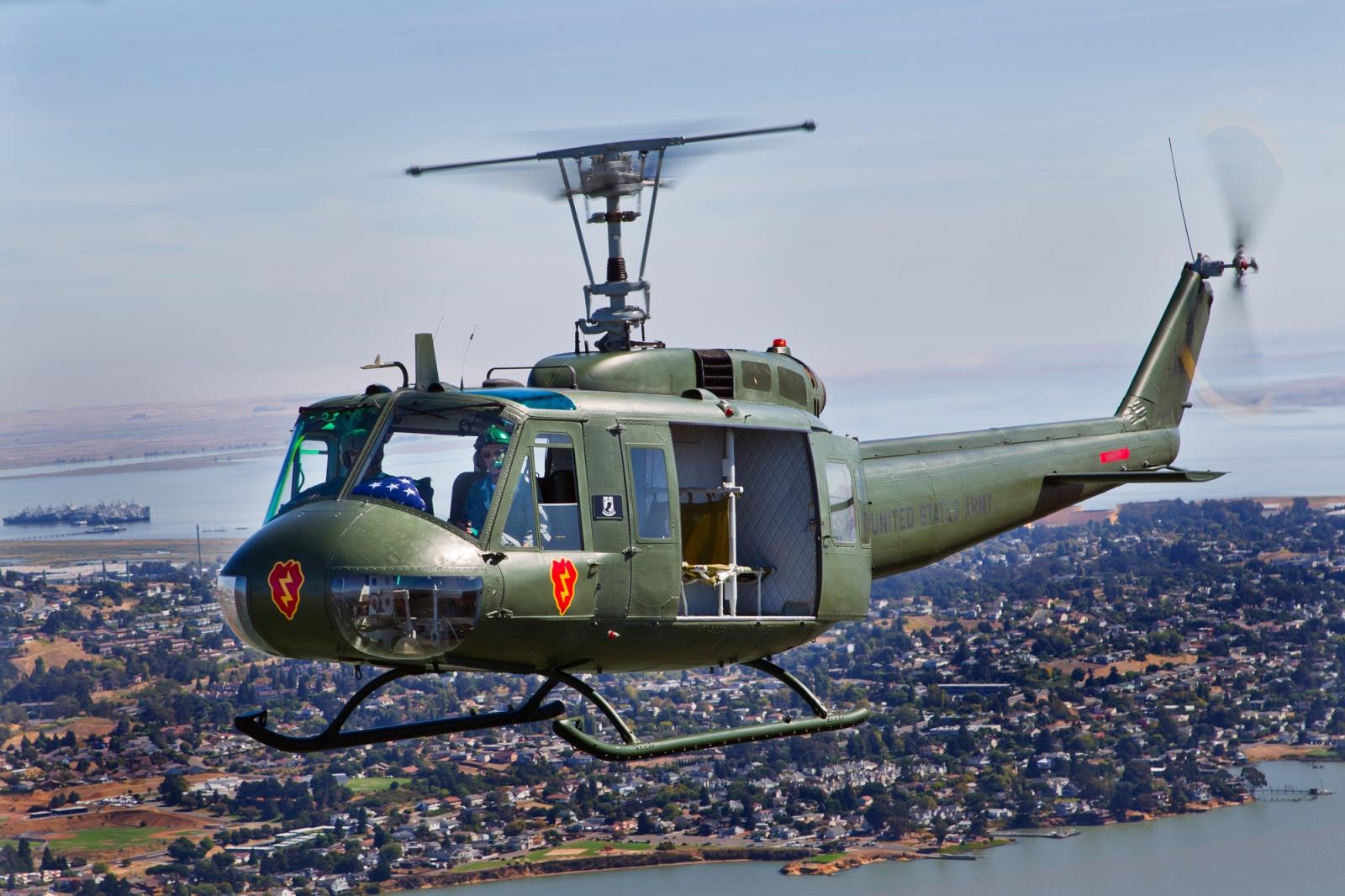 Sample aircraft for Bell UH-1H "Huey" - Helicopter.