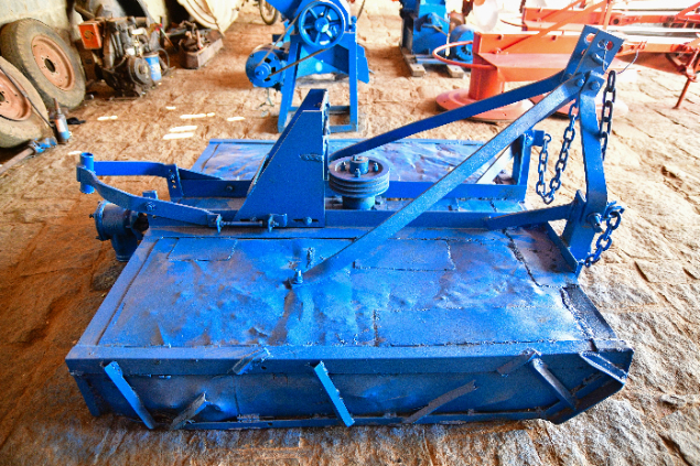 LOTE 01 - ROÇADEIRA DE HRIDRÁULICO/OPERACIONAL