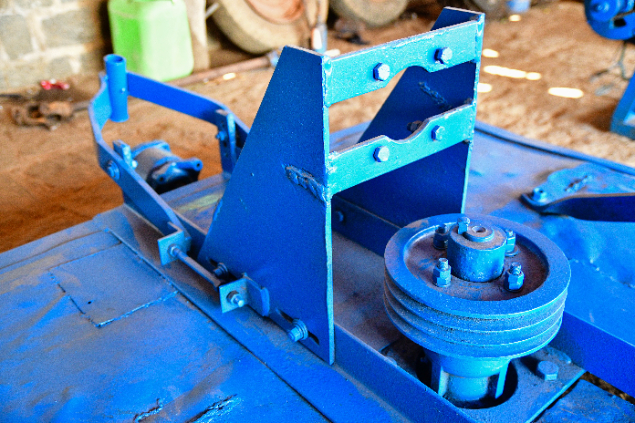 LOTE 01 - ROÇADEIRA DE HRIDRÁULICO/OPERACIONAL