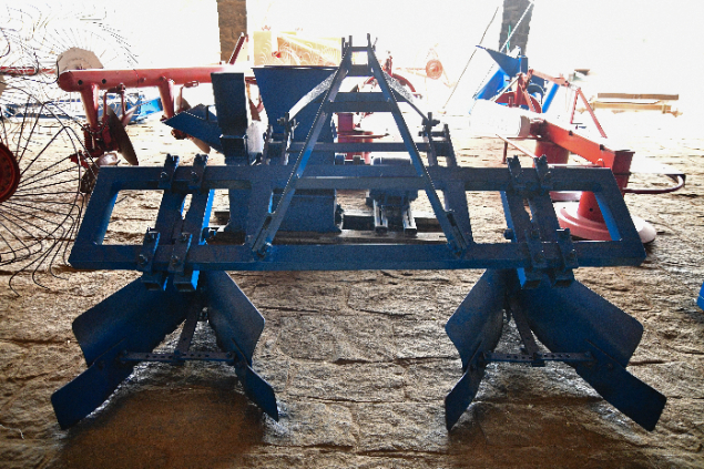 LOTE 03 - SULCADOR DE HIDRÁULICO/2 LINHAS