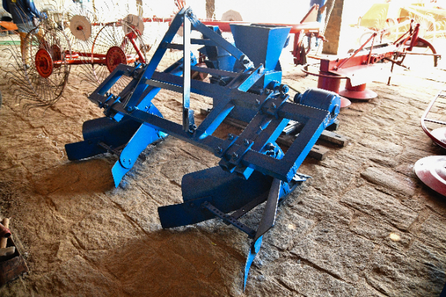 LOTE 03 - SULCADOR DE HIDRÁULICO/2 LINHAS