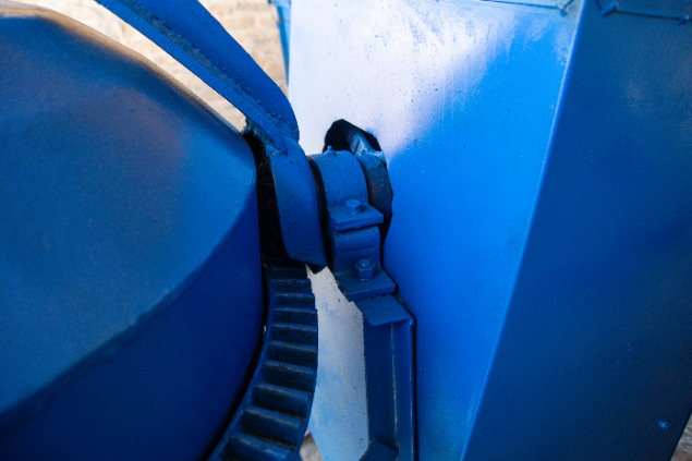 LOTE 18 - BETORNEIRA ELÉTRICA / MOTOR TRIFÁSICO