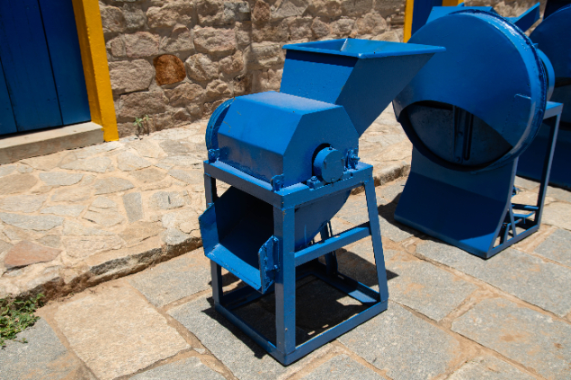 LOTE 21 - MOEDOR DE GRÃOS REFORMADO / REVISADO / OP