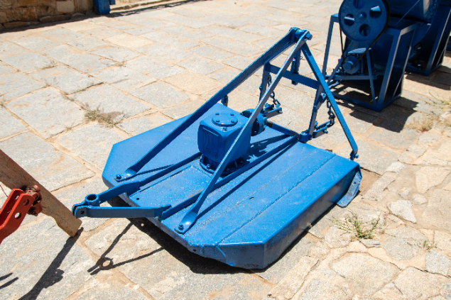 LOTE 24 - ROÇADEIRA HIDRÁULICA/CARDÃ